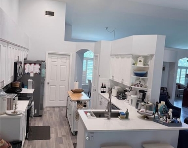 1808 Powder Ridge Drive - Photo Thumbnail 9
