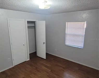 883 W Ohio Avenue - Photo Thumbnail 4