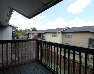201 Poinsettia Pine Court - Photo Thumbnail 16