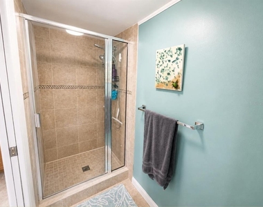 2616 Cove Cay Drive - Photo Thumbnail 13