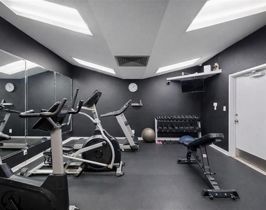 2616 Cove Cay Drive - Photo Thumbnail 21
