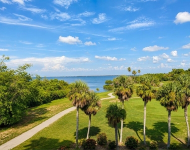2616 Cove Cay Drive - Photo Thumbnail 14