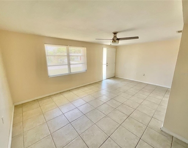 3528 Latimer Street - Photo Thumbnail 3