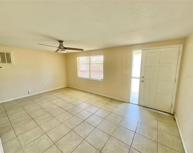 3528 Latimer Street - Photo Thumbnail 5