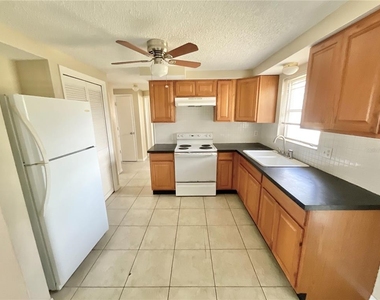3528 Latimer Street - Photo Thumbnail 1