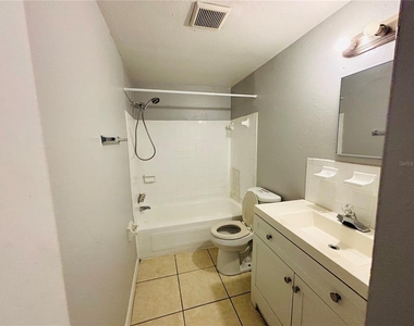 1302 Morris Park - Photo Thumbnail 6
