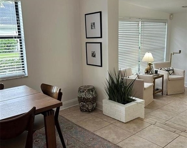 3214 W Coachman Avenue - Photo Thumbnail 7