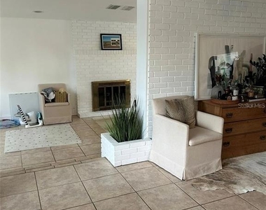 3214 W Coachman Avenue - Photo Thumbnail 2