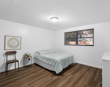 1220 E 142nd Avenue - Photo Thumbnail 11