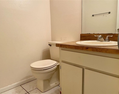 5205 Dublin Place - Photo Thumbnail 11