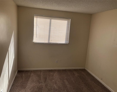5205 Dublin Place - Photo Thumbnail 18