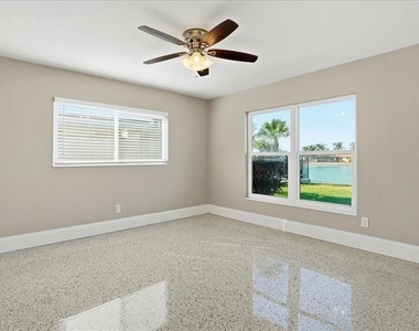 510 115th Avenue - Photo Thumbnail 19