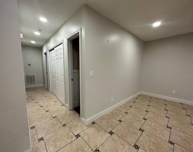 104 W Brentridge Drive - Photo Thumbnail 26