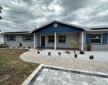 104 W Brentridge Drive - Photo Thumbnail 36
