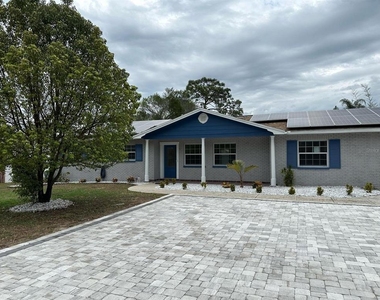 104 W Brentridge Drive - Photo Thumbnail 2