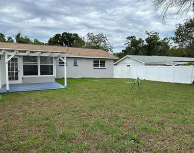 104 W Brentridge Drive - Photo Thumbnail 40