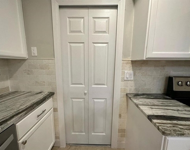 104 W Brentridge Drive - Photo Thumbnail 21