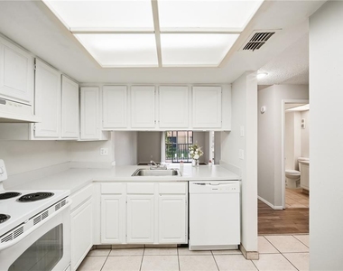 4991 Puritan Circle - Photo Thumbnail 6