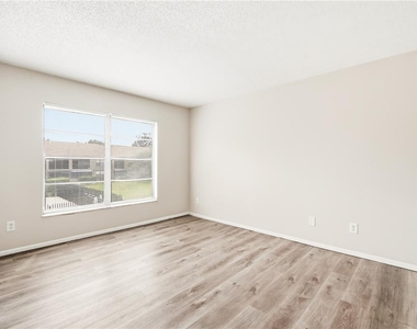 4991 Puritan Circle - Photo Thumbnail 13