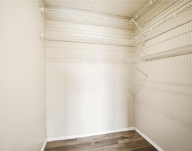 4991 Puritan Circle - Photo Thumbnail 15