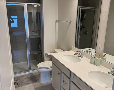 461 Voltaire Drive - Photo Thumbnail 8