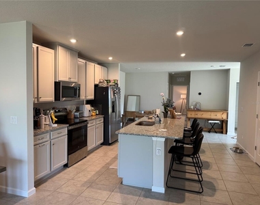 461 Voltaire Drive - Photo Thumbnail 1