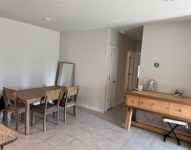 461 Voltaire Drive - Photo Thumbnail 12