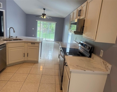 3226 Bellericay Lane - Photo Thumbnail 4