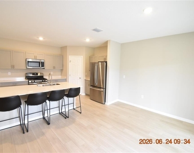 14468 Meadow Bird Avenue - Photo Thumbnail 8
