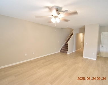 14468 Meadow Bird Avenue - Photo Thumbnail 3