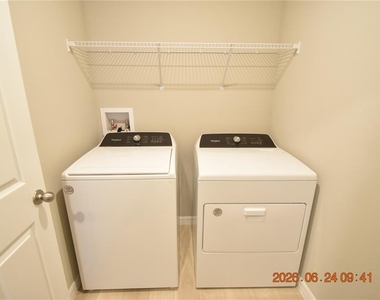 14468 Meadow Bird Avenue - Photo Thumbnail 21