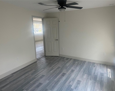 1149 La Salle Street - Photo Thumbnail 13