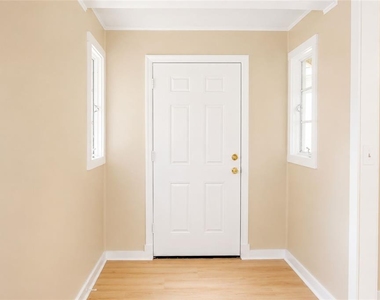 38443 6th Avenue - Photo Thumbnail 11