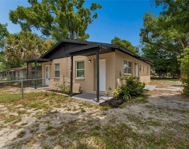 9801 N 11th Street - Photo Thumbnail 24