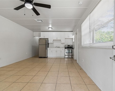 9801 N 11th Street - Photo Thumbnail 2