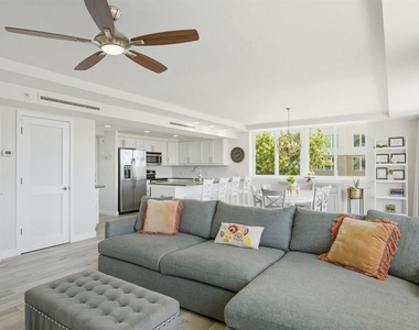 223 Island Way - Photo Thumbnail 13