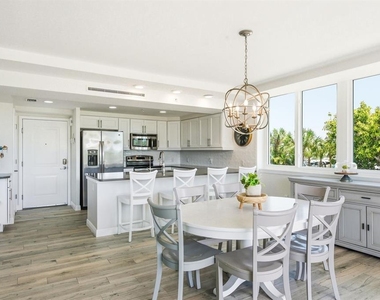 223 Island Way - Photo Thumbnail 11