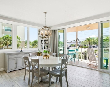 223 Island Way - Photo Thumbnail 10