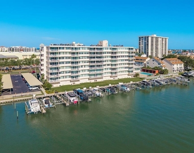 223 Island Way - Photo Thumbnail 46