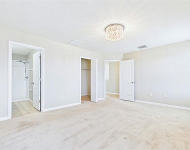 14517 Dunrobin Drive - Photo Thumbnail 15