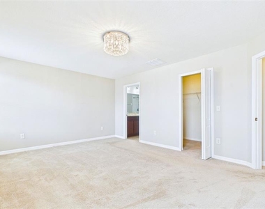 14517 Dunrobin Drive - Photo Thumbnail 33