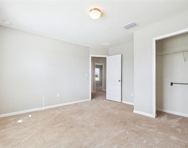 14517 Dunrobin Drive - Photo Thumbnail 23