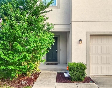 14517 Dunrobin Drive - Photo Thumbnail 44