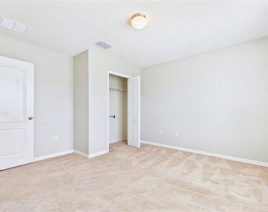 14517 Dunrobin Drive - Photo Thumbnail 25