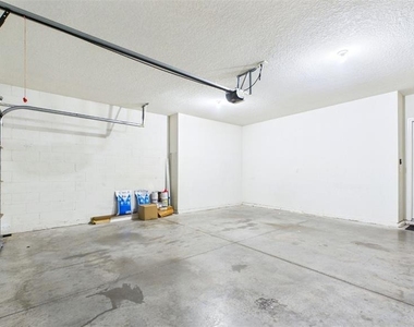 14517 Dunrobin Drive - Photo Thumbnail 47