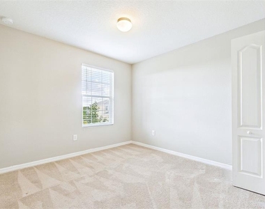 14517 Dunrobin Drive - Photo Thumbnail 24