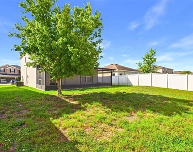 14517 Dunrobin Drive - Photo Thumbnail 40