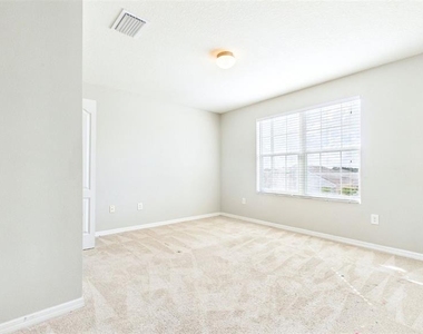 14517 Dunrobin Drive - Photo Thumbnail 31
