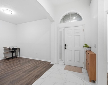 9821 Jasmine Brook Circle - Photo Thumbnail 3