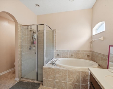 9821 Jasmine Brook Circle - Photo Thumbnail 18